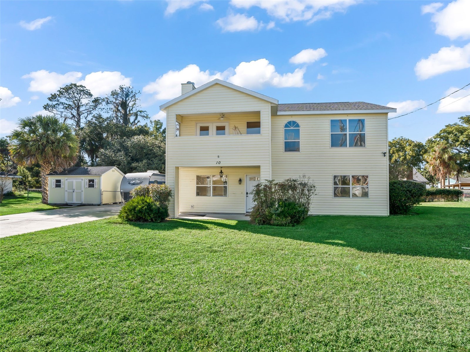 10 SE Chinica Drive Summerfield FL 34491 - LAKE WEIR OM713493 image1