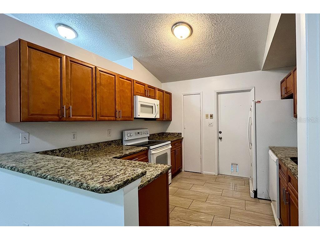 10 York Court Kissimmee FL 34758 S5139459 image7