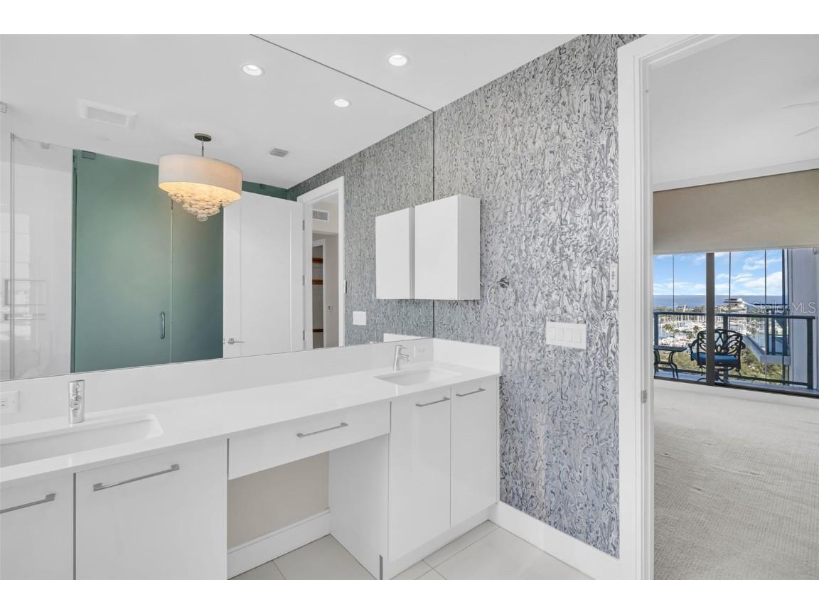 100 1st Avenue N #1005 Saint Petersburg FL 33701 - TAMPA BAY TB8369836 image23