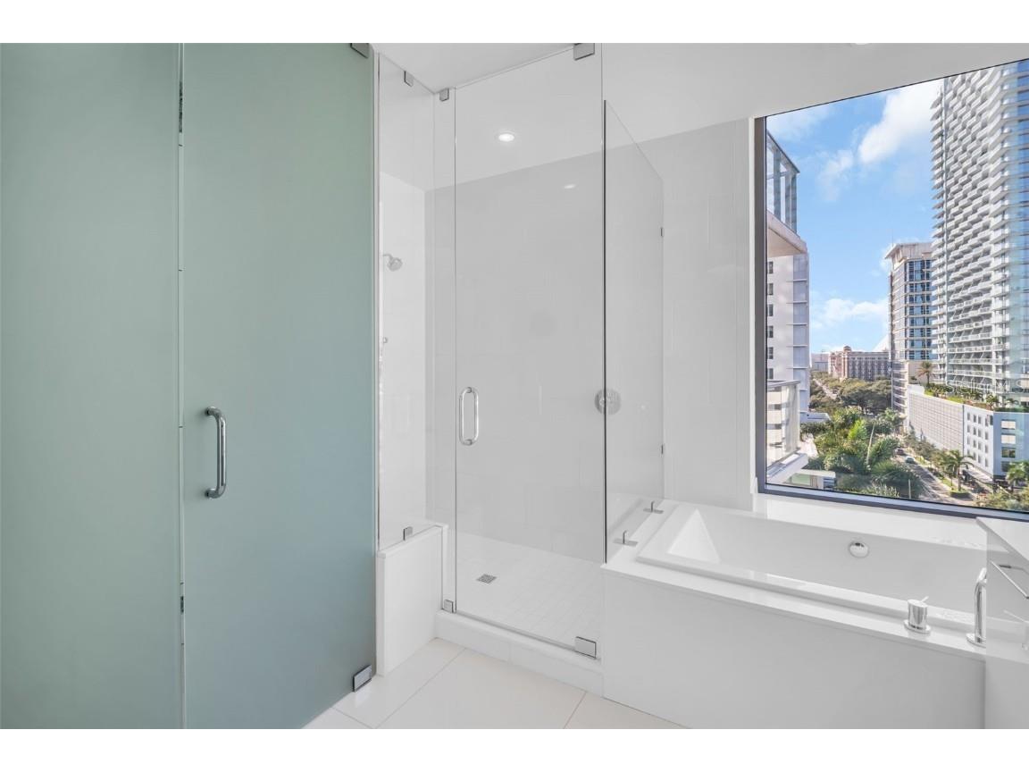 100 1st Avenue N #1005 Saint Petersburg FL 33701 - TAMPA BAY TB8369836 image24