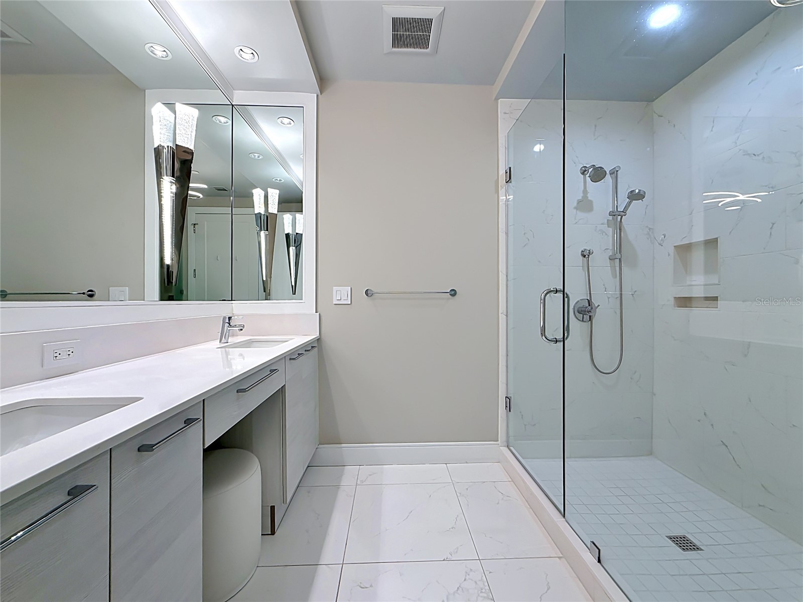 100 1st Avenue N #1106 Saint Petersburg FL 33701 TB8507991 image22