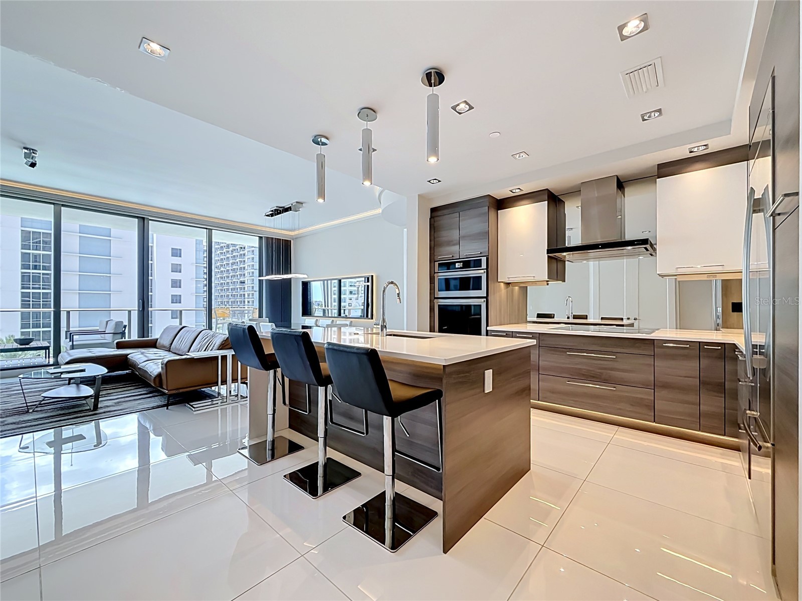 100 1st Avenue N #1106 Saint Petersburg FL 33701 TB8507991 image7