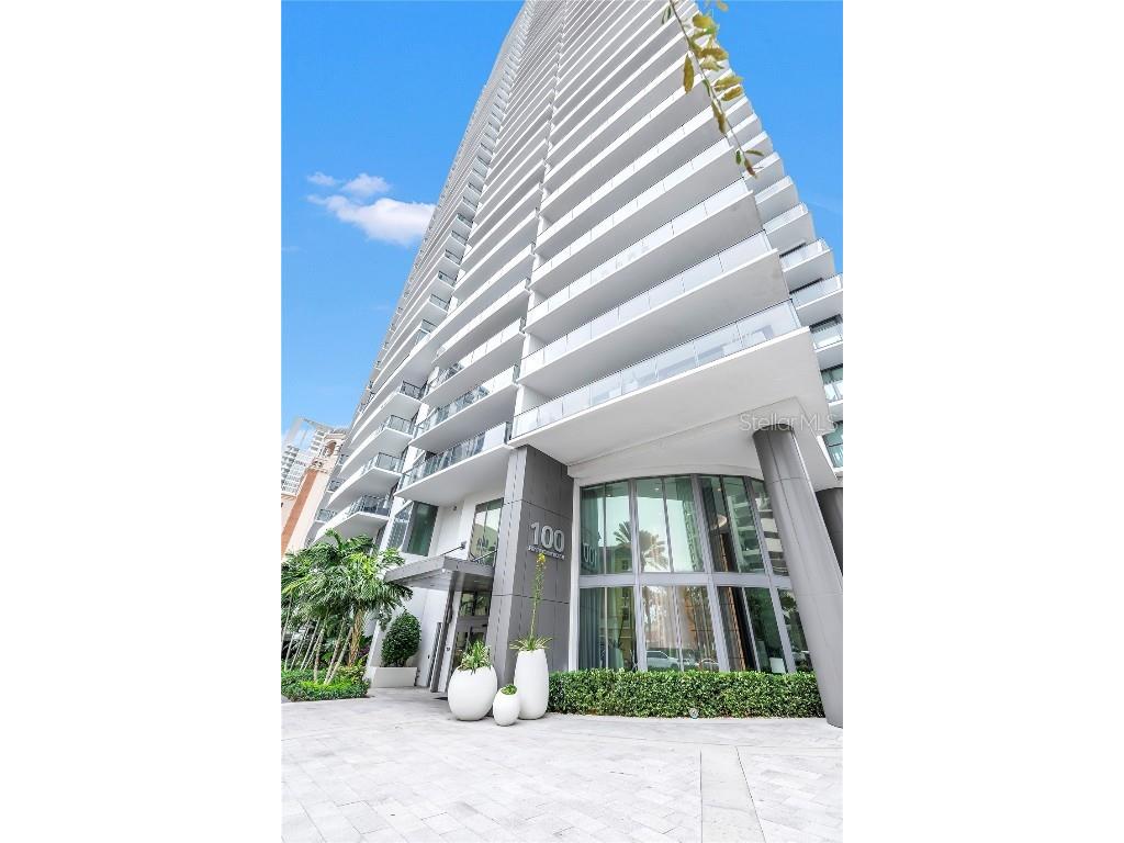 100 1st Avenue N #1603 Saint Petersburg FL 33701 U8224179 image1