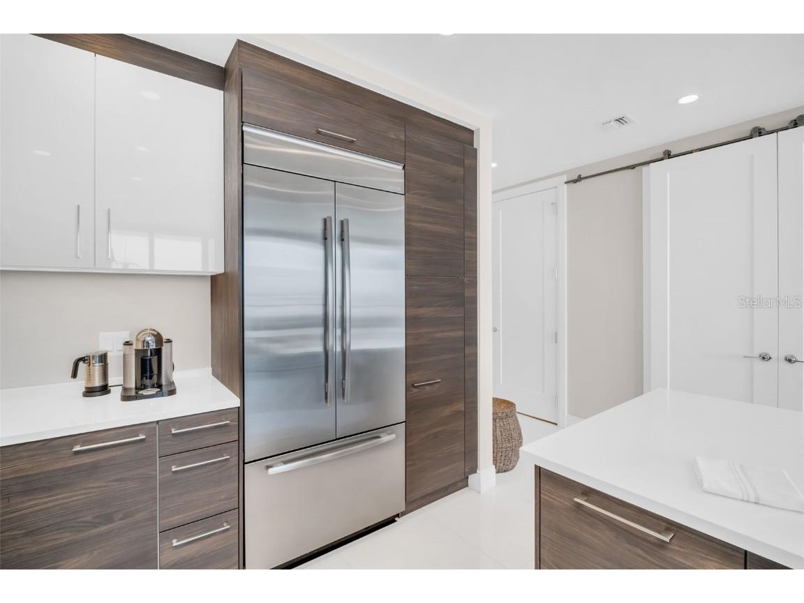 100 1st Avenue N #1706 Saint Petersburg FL 33701 TB8447075 image10