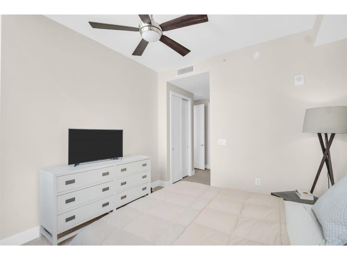 100 1st Avenue N #1706 Saint Petersburg FL 33701 TB8447075 image22