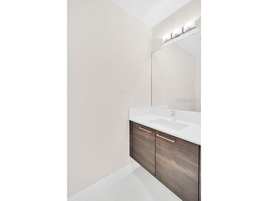 100 1st Avenue N #1706 Saint Petersburg FL 33701 TB8447075 image34