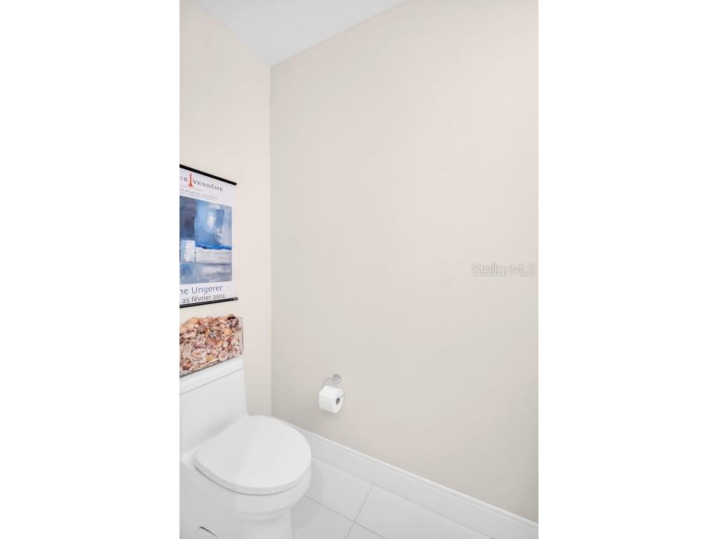 100 1st Avenue N #1706 Saint Petersburg FL 33701 TB8447075 image35