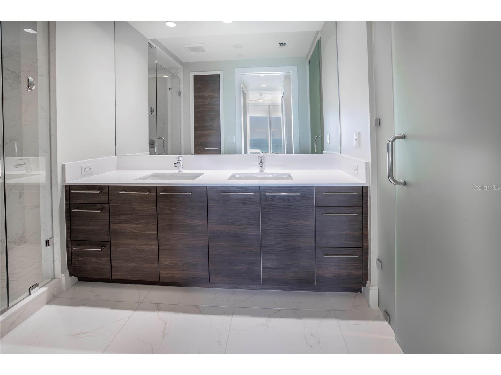 100 1st Avenue N #1804 Saint Petersburg FL 33701 TB8448841 image25