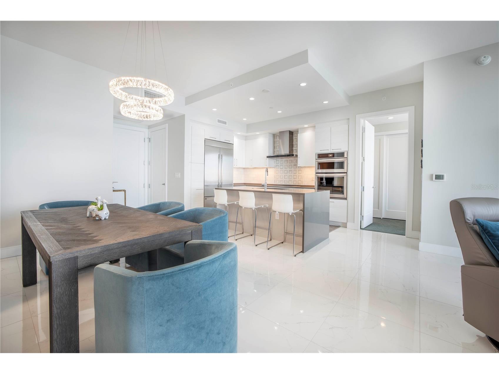 100 1st Avenue N #1804 Saint Petersburg FL 33701 TB8448841 image4