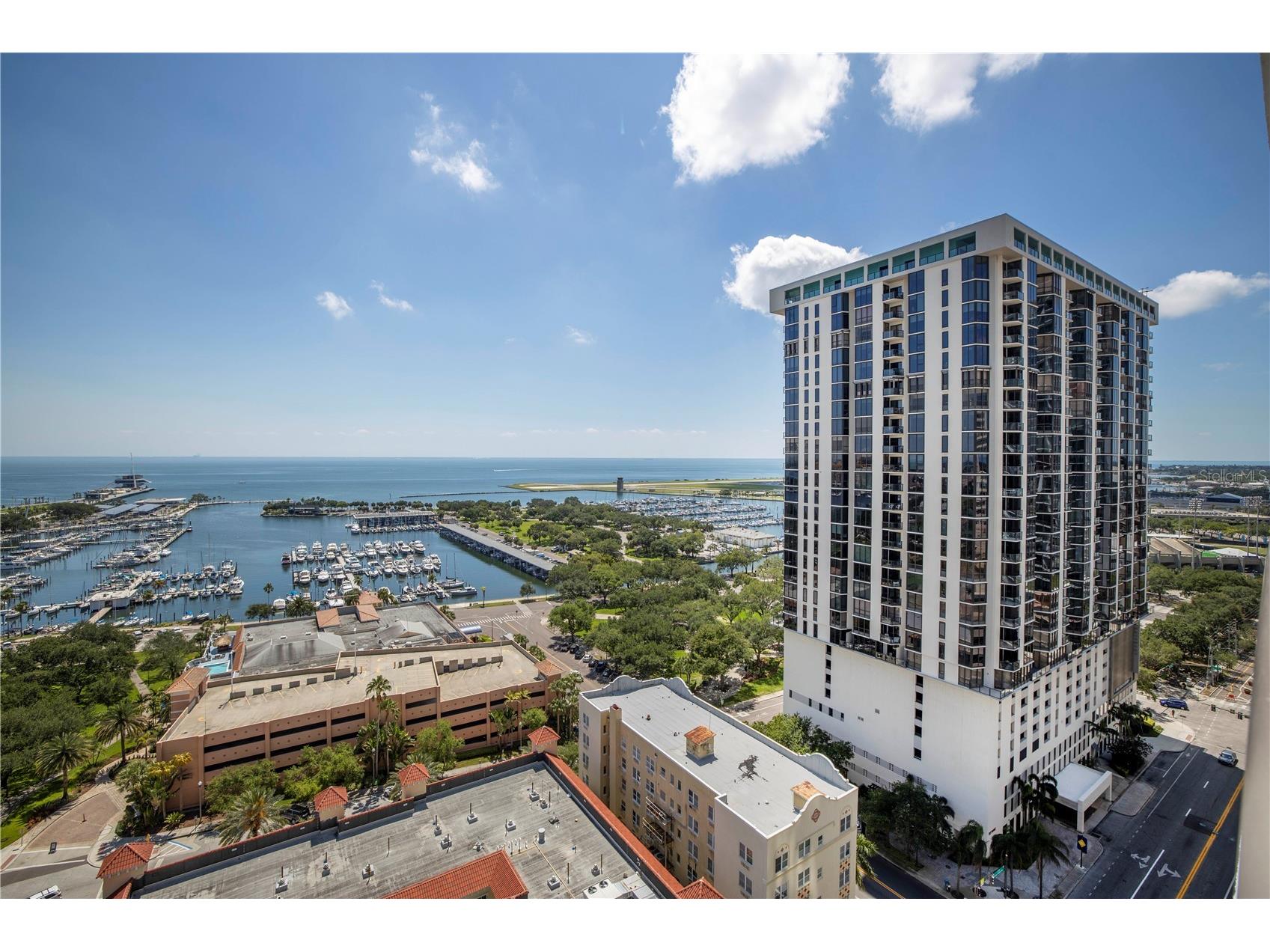 100 1st Avenue N #1804 Saint Petersburg FL 33701 TB8448841 image40