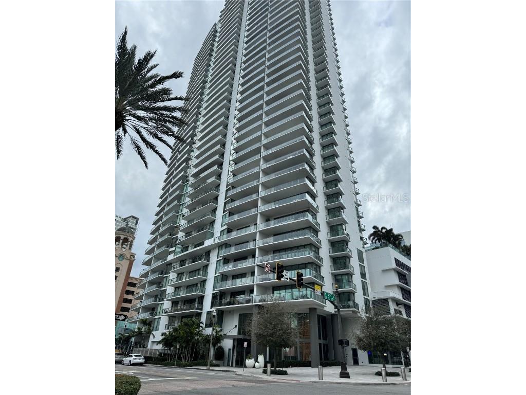 100 1st Avenue N #1807 Saint Petersburg FL 33701 T3496392 image1