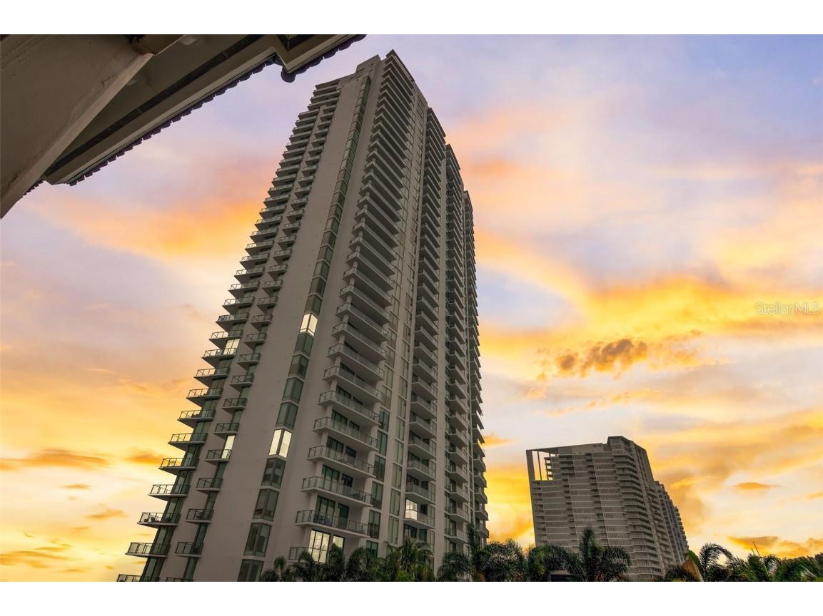 100 1st Avenue N #2206 Saint Petersburg FL 33701 U8222519 image1