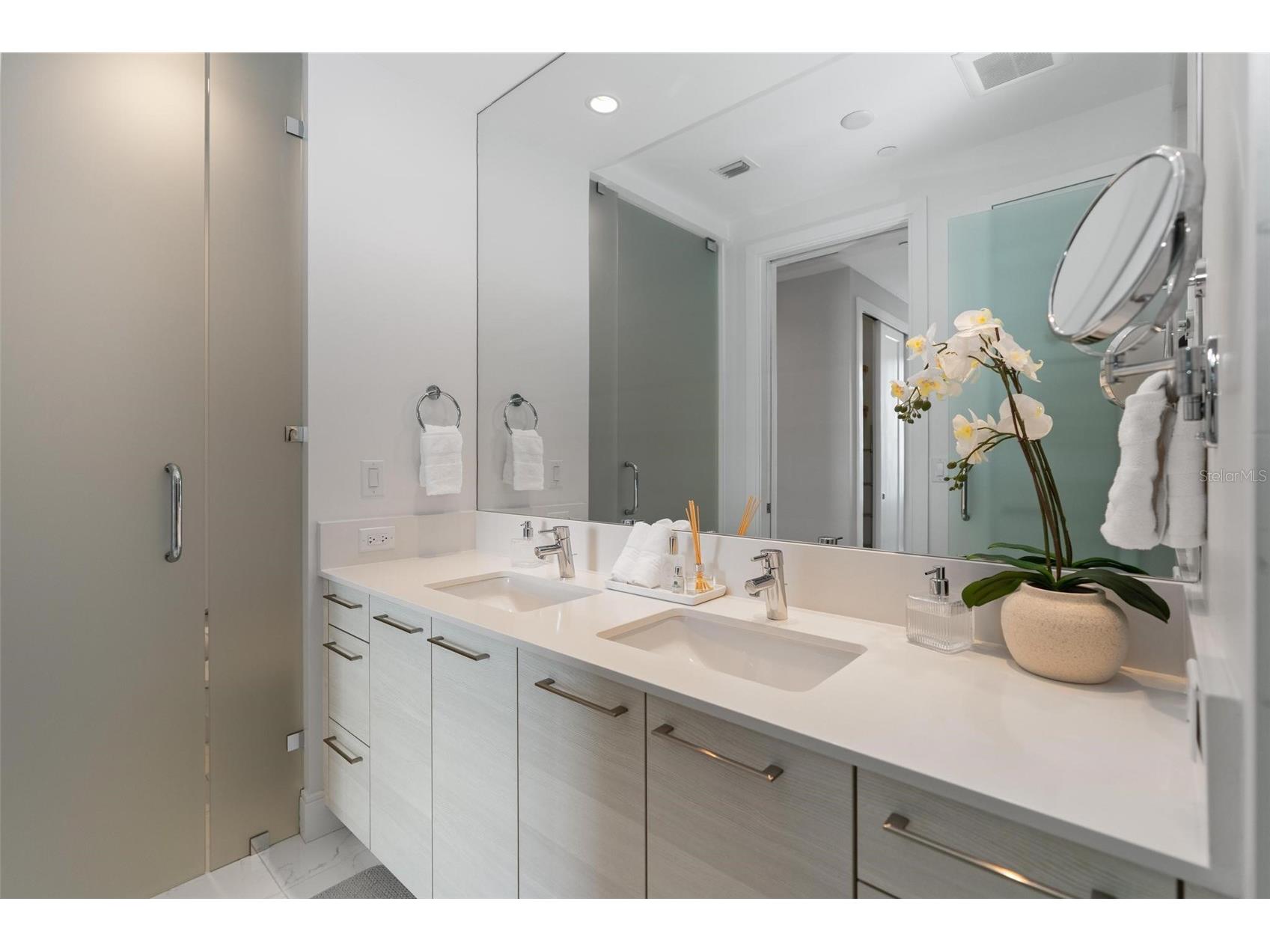 100 1st Avenue N #2302 Saint Petersburg FL 33701 - TAMPA BAY TB8526203 image32