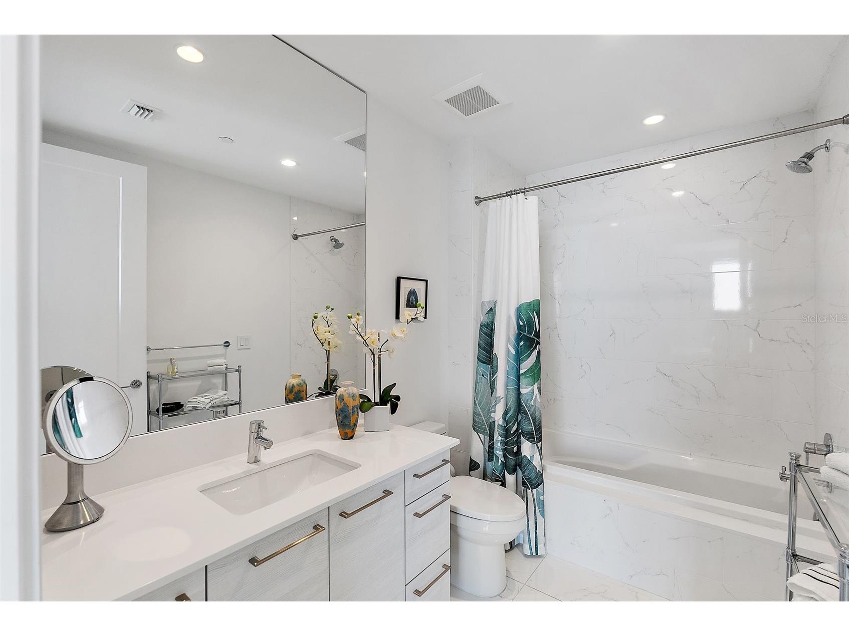 100 1st Avenue N #2703 Saint Petersburg FL 33701 - TAMPA BAY TB8483247 image21