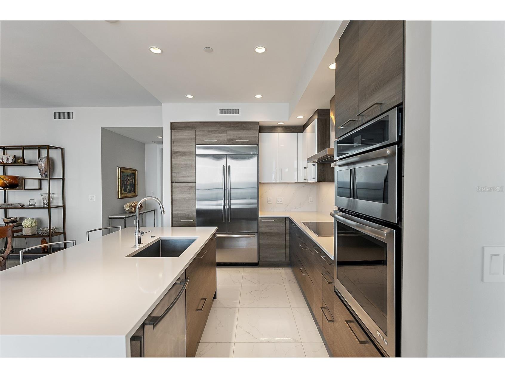 100 1st Avenue N #2703 Saint Petersburg FL 33701 - TAMPA BAY TB8483247 image8