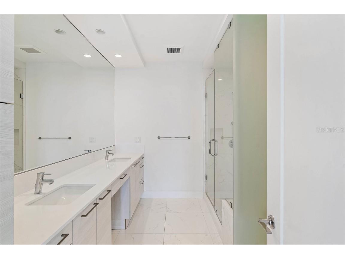 100 1st Avenue N #3307 Saint Petersburg FL 33701 TB8435316 image24