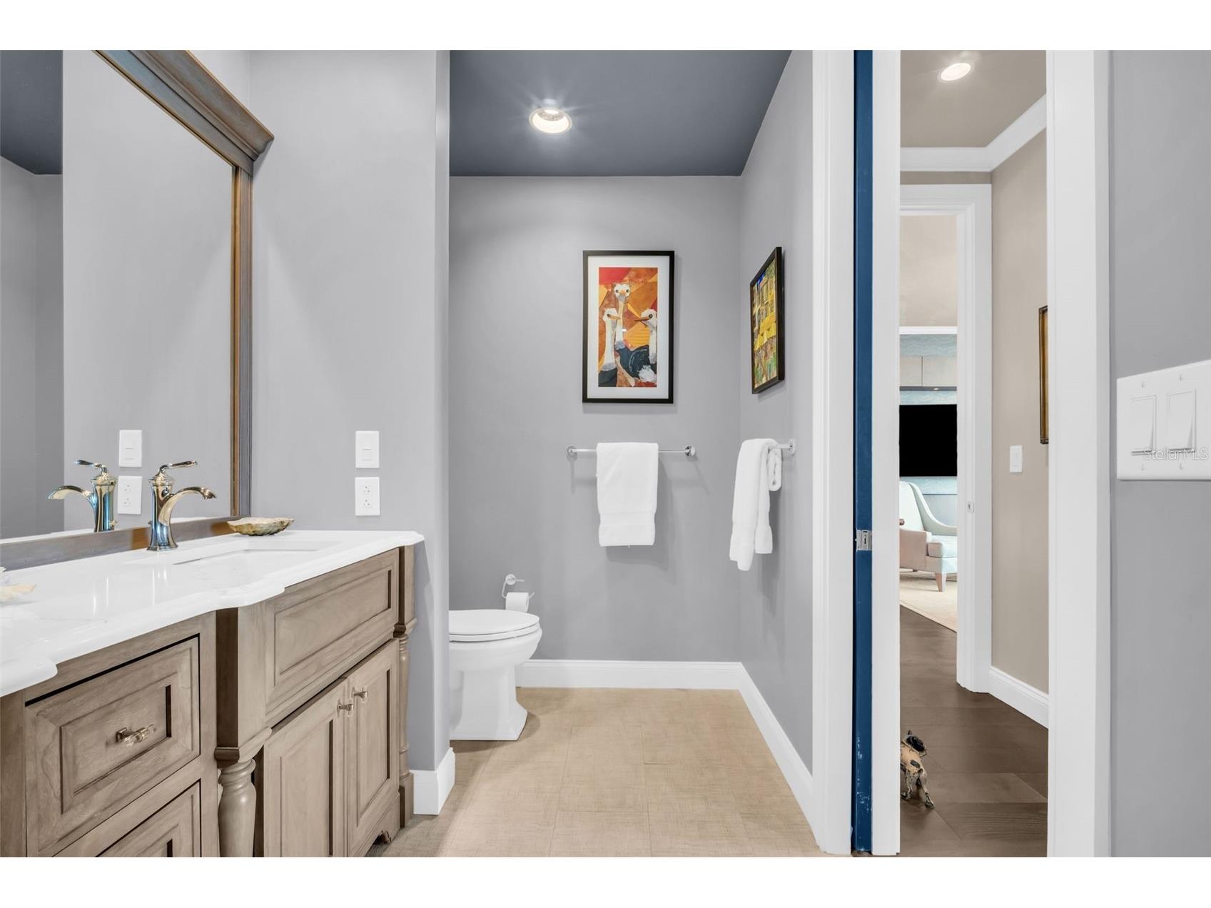 100 1st Avenue N #3404 Saint Petersburg FL 33701 TB8478222 image32