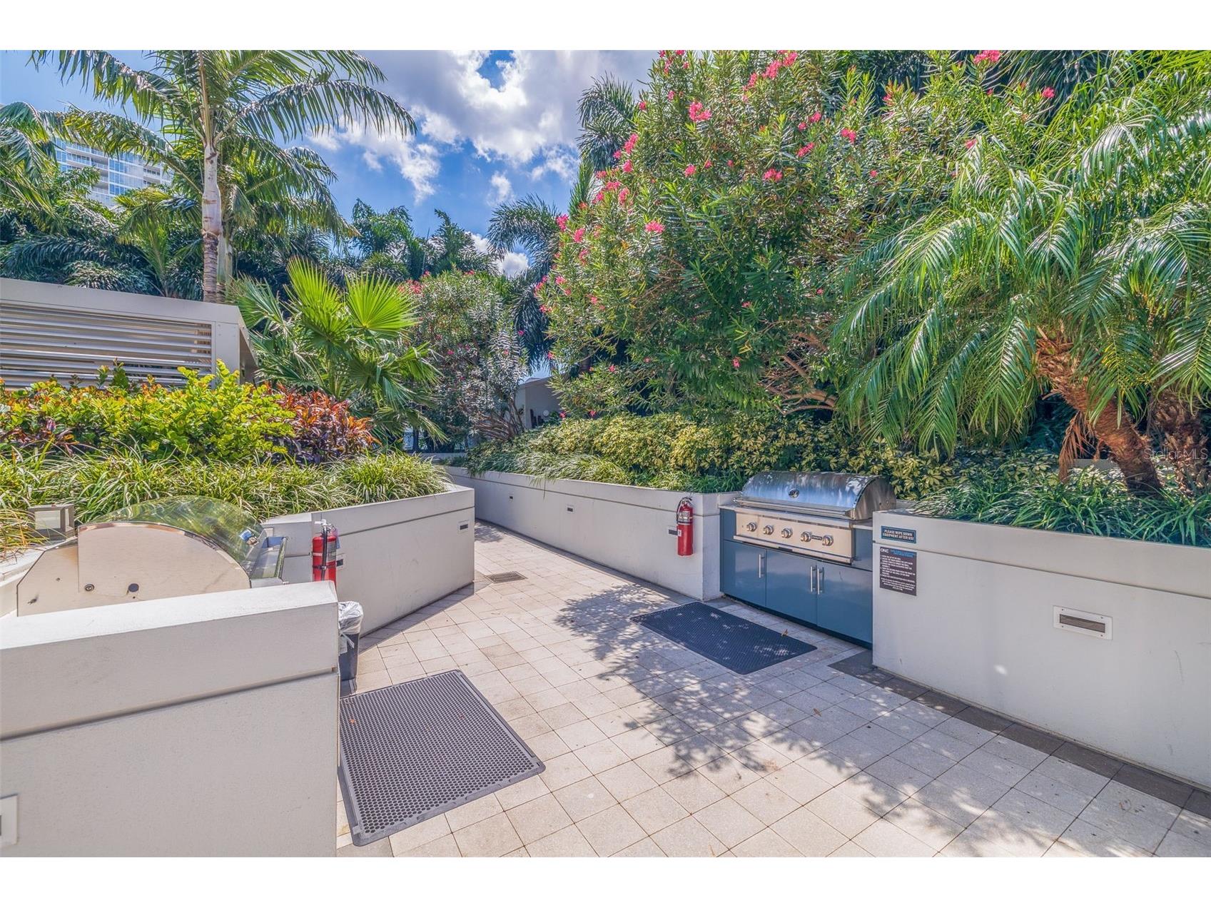 100 1st Avenue N #3802 Saint Petersburg FL 33701 - TAMPA BAY TB8517636 image47