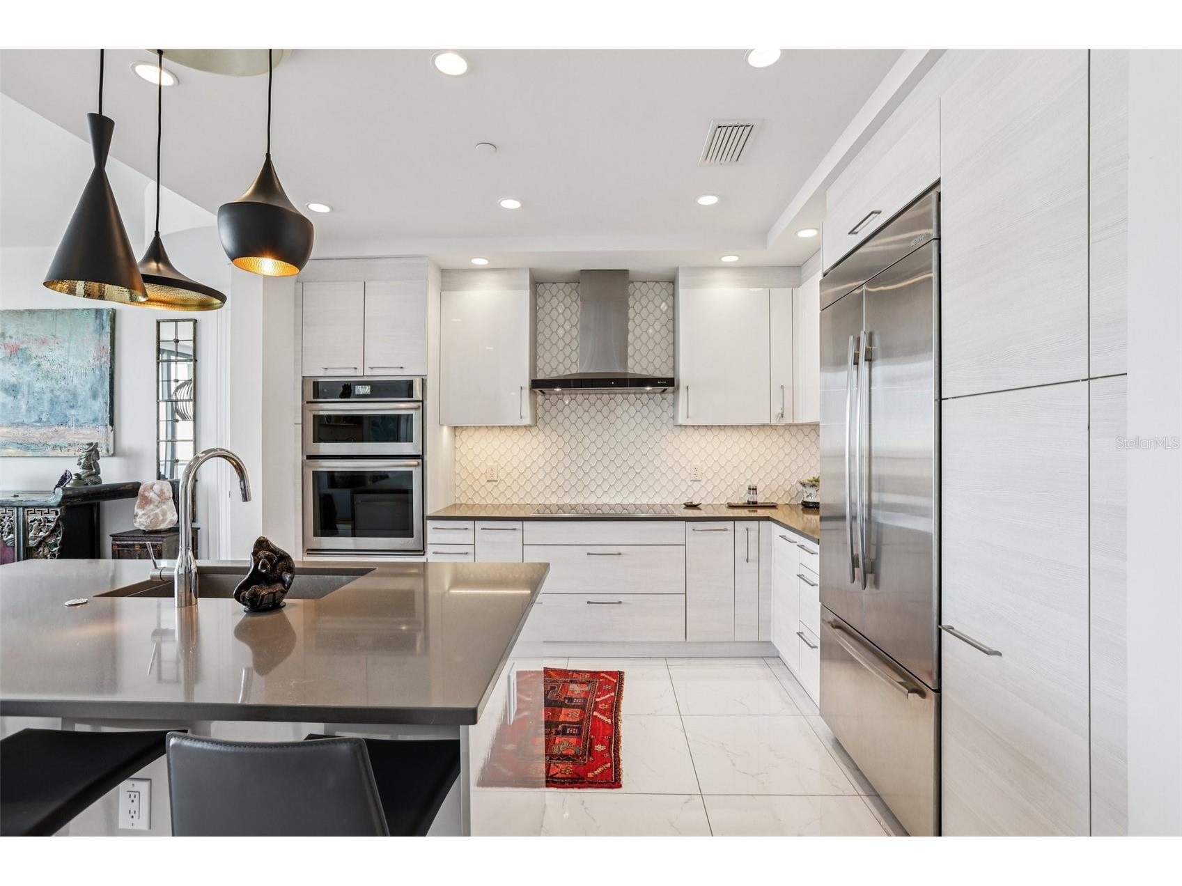 100 1st Avenue N #3806 Saint Petersburg FL 33701 TB8468305 image12