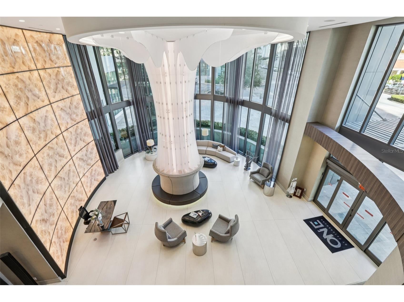 100 1st Avenue N #3806 Saint Petersburg FL 33701 TB8468305 image3