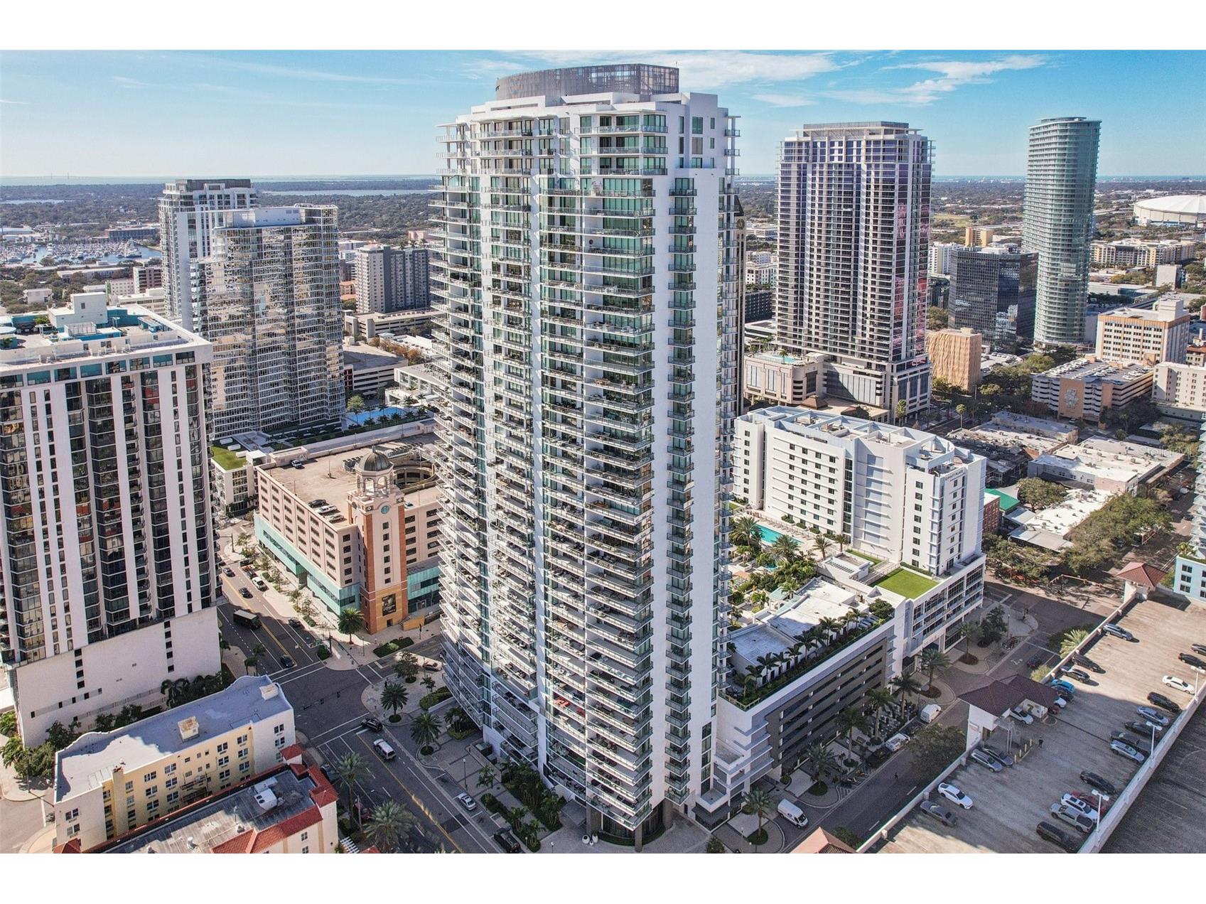 100 1st Avenue N #3806 Saint Petersburg FL 33701 TB8468305 image62