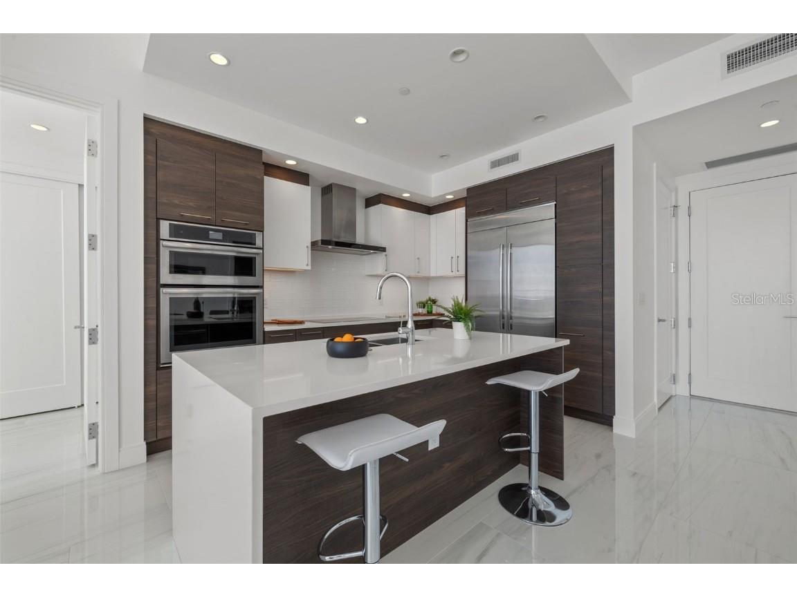 100 1st Avenue N #3902 Saint Petersburg FL 33701 TB8461700 image16