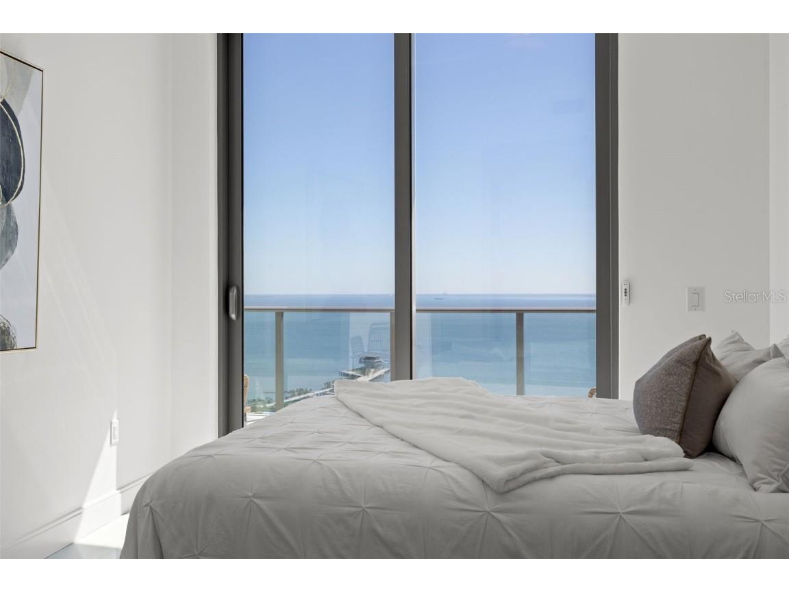 100 1st Avenue N #3902 Saint Petersburg FL 33701 TB8461700 image24