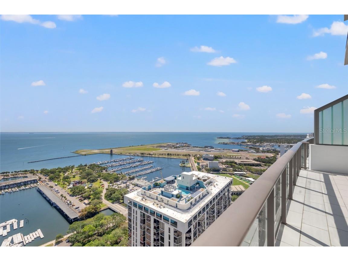 100 1st Avenue N #3902 Saint Petersburg FL 33701 TB8461700 image30