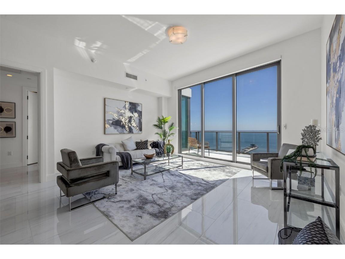 100 1st Avenue N #3902 Saint Petersburg FL 33701 TB8461700 image4