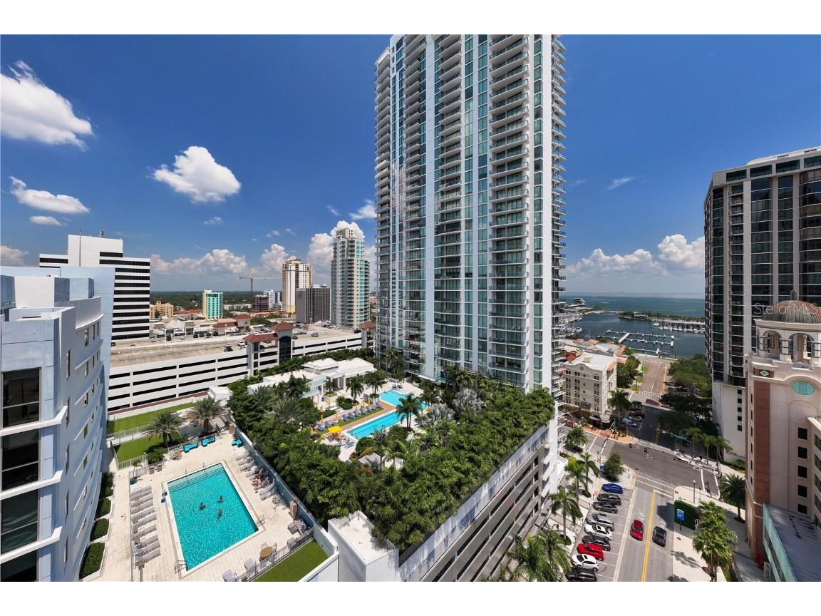 100 1st Avenue N #3903 Saint Petersburg FL 33701 - TAMPA BAY U8217890 image1