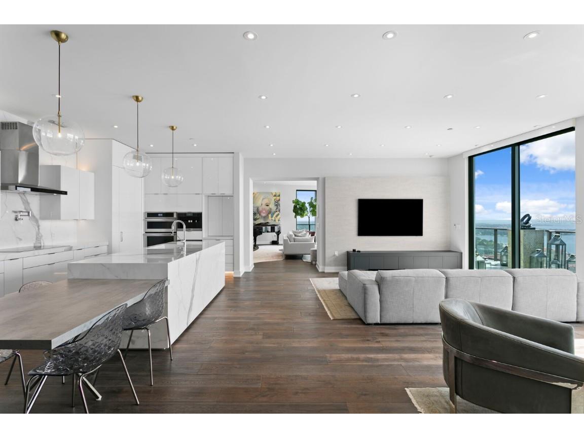 100 1st Avenue N #3905 Saint Petersburg FL 33701 - TAMPA BAY TB8397577 image17