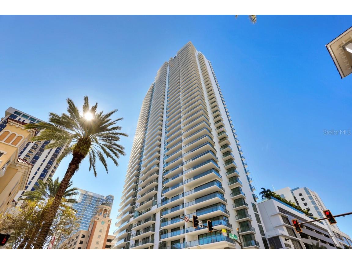 100 1st Avenue N #3905 Saint Petersburg FL 33701 - TAMPA BAY TB8397577 image2