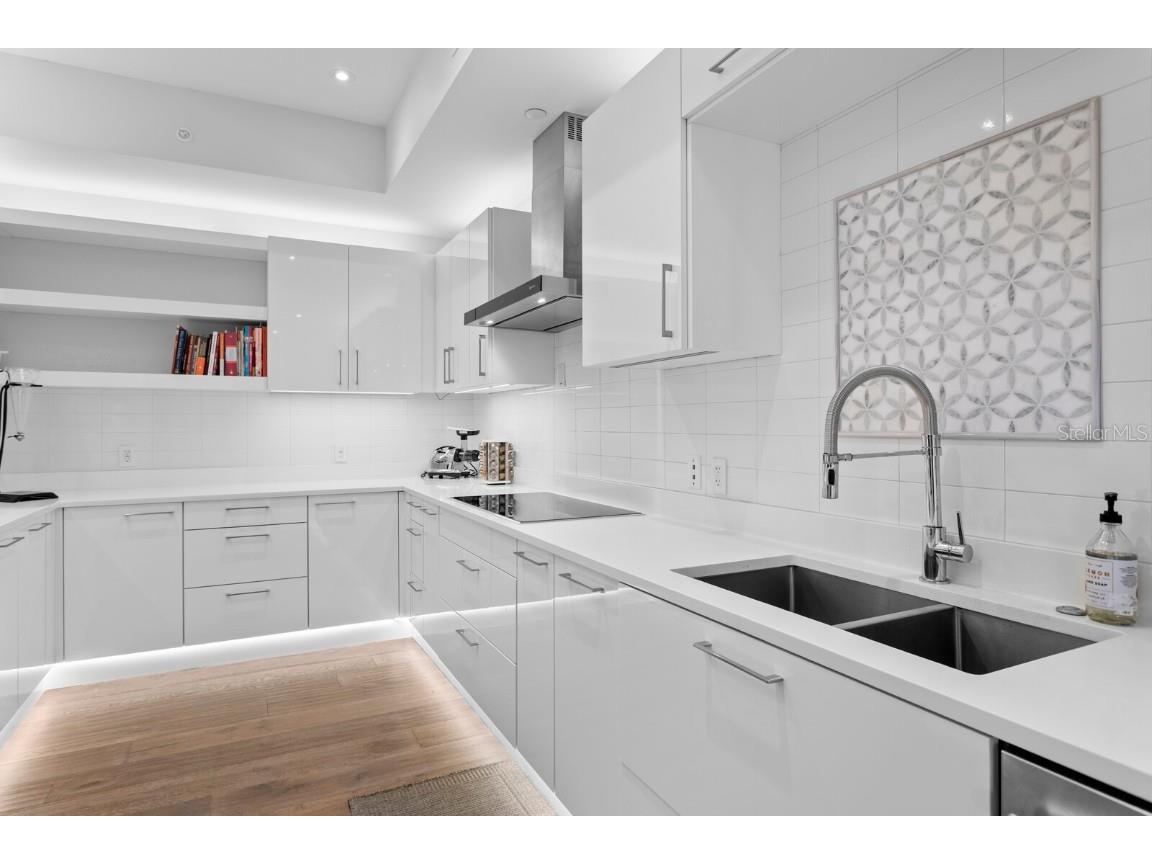 100 1st Avenue N #3905 Saint Petersburg FL 33701 - TAMPA BAY TB8397577 image30