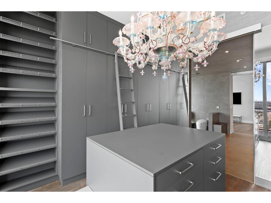 100 1st Avenue N #3905 Saint Petersburg FL 33701 - TAMPA BAY TB8397577 image52