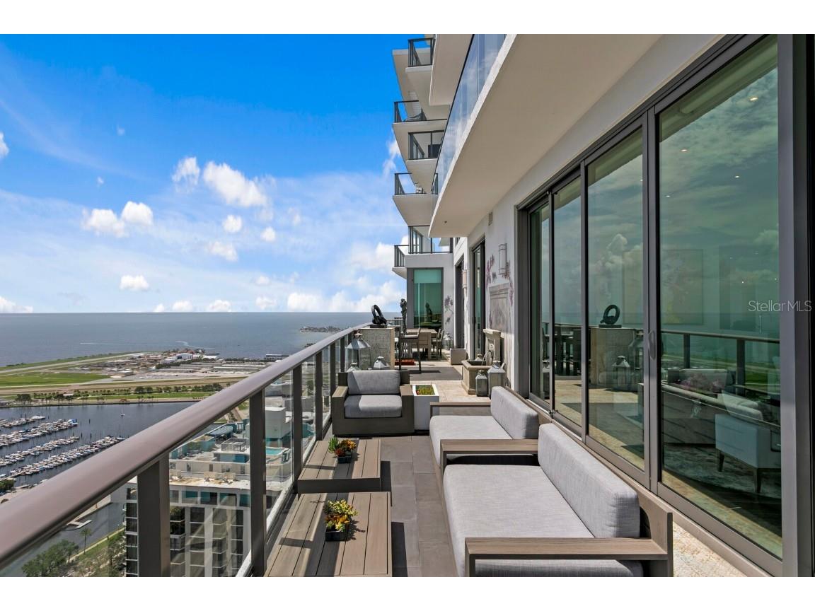 100 1st Avenue N #3905 Saint Petersburg FL 33701 - TAMPA BAY TB8397577 image69