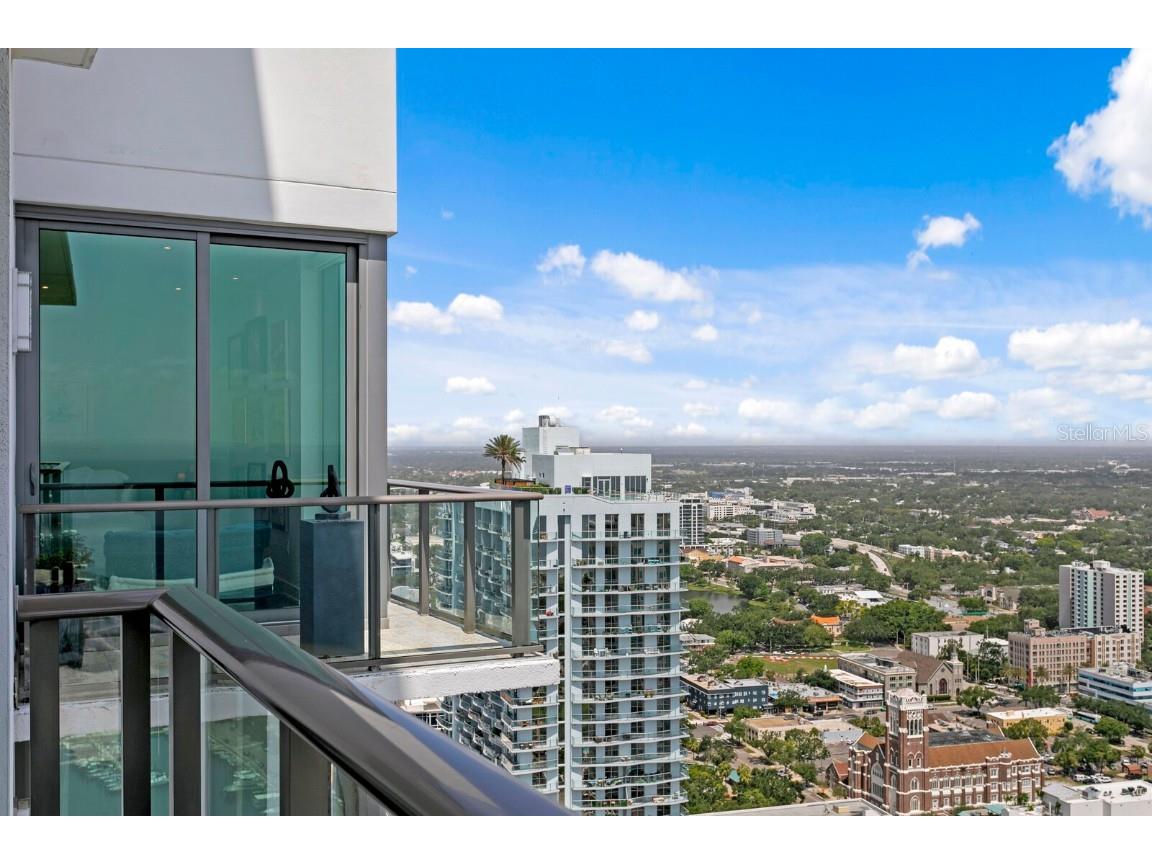 100 1st Avenue N #3905 Saint Petersburg FL 33701 - TAMPA BAY TB8397577 image77