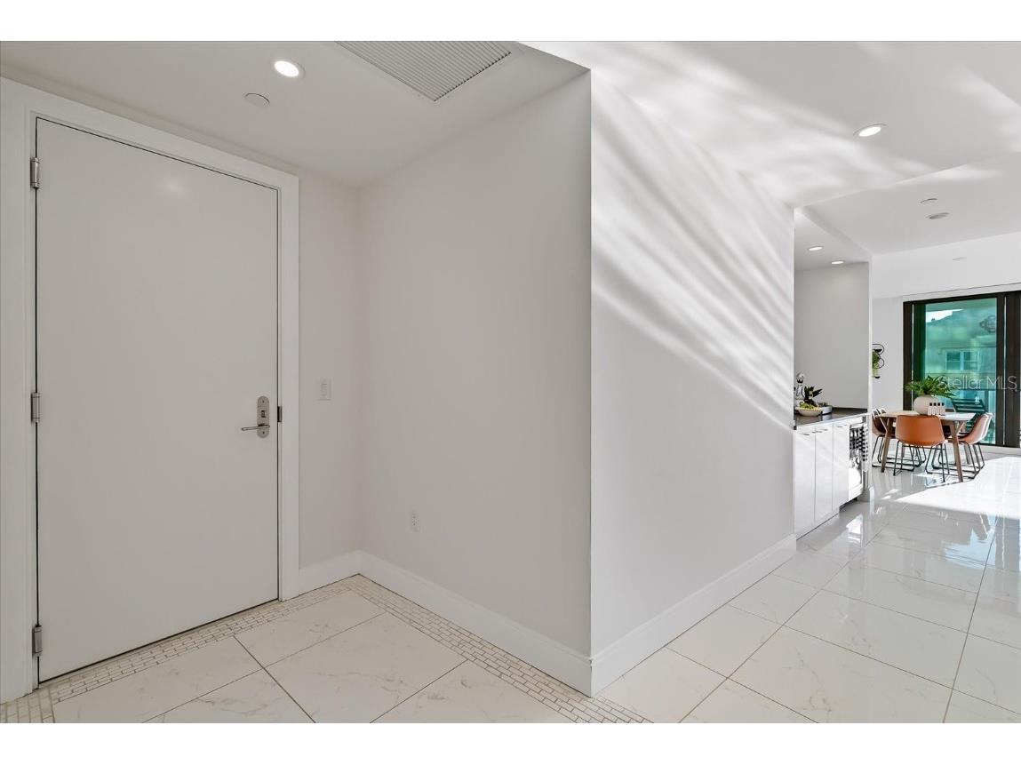 100 1st Avenue N #501 Saint Petersburg FL 33701 TB8428870 image3