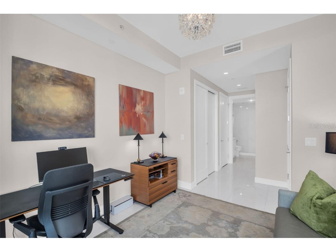 100 1st Avenue N #802 Saint Petersburg FL 33701 - TAMPA BAY TB8454725 image21