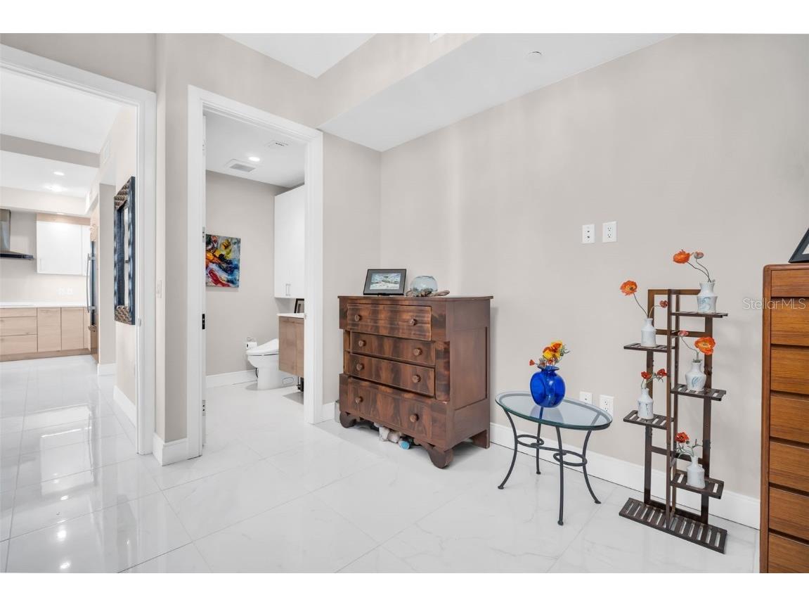 100 1st Avenue N #802 Saint Petersburg FL 33701 - TAMPA BAY TB8454725 image35