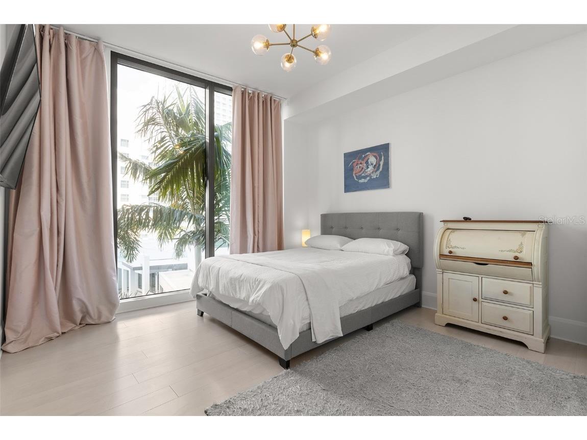 100 1st Avenue N #906 Saint Petersburg FL 33701 TB8429914 image18