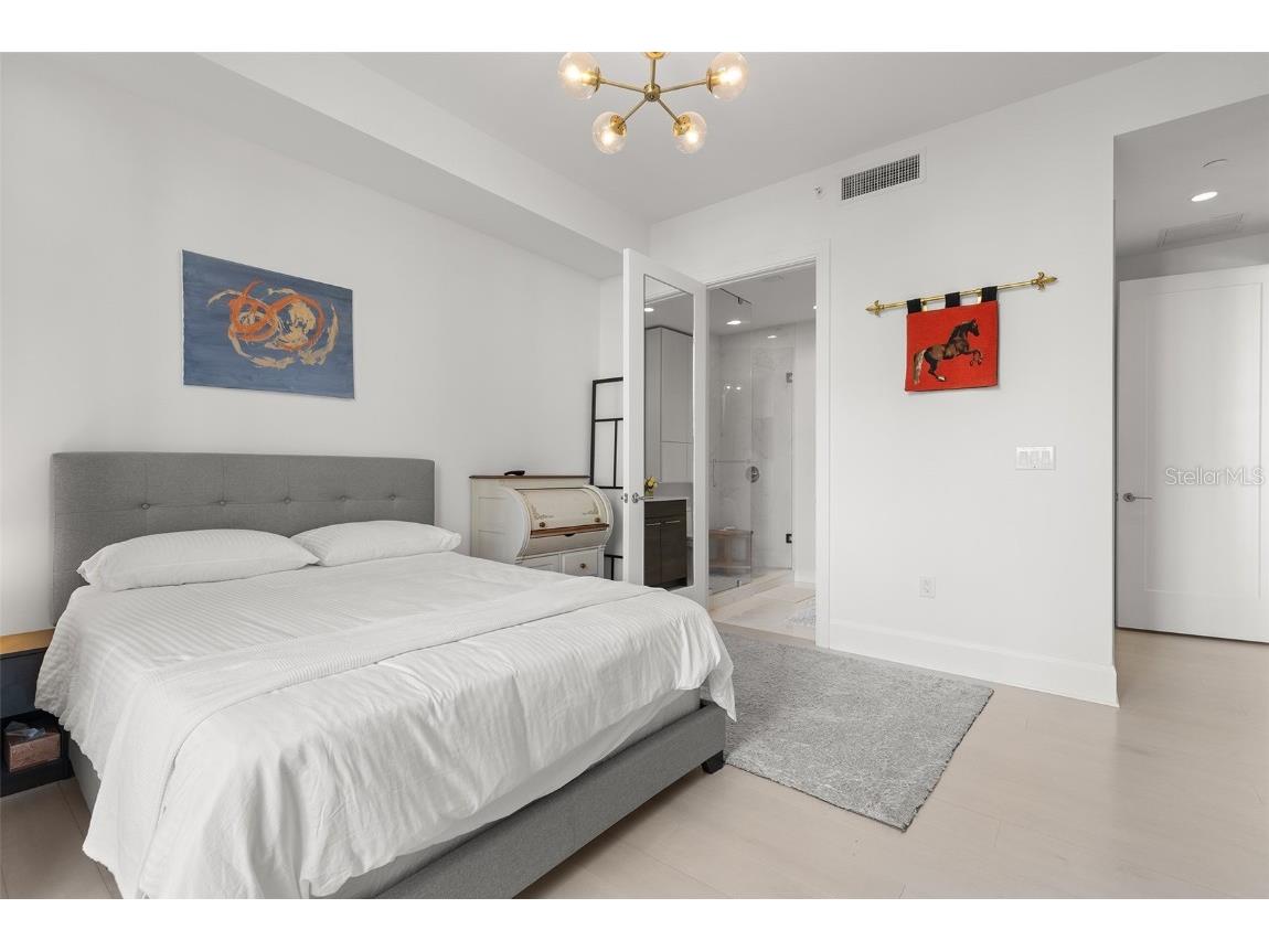 100 1st Avenue N #906 Saint Petersburg FL 33701 TB8429914 image19