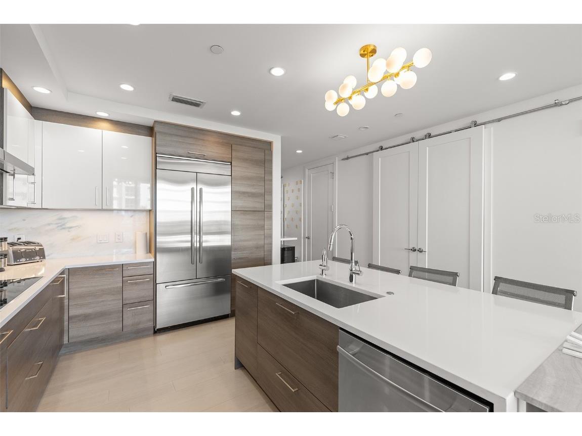 100 1st Avenue N #906 Saint Petersburg FL 33701 TB8429914 image5