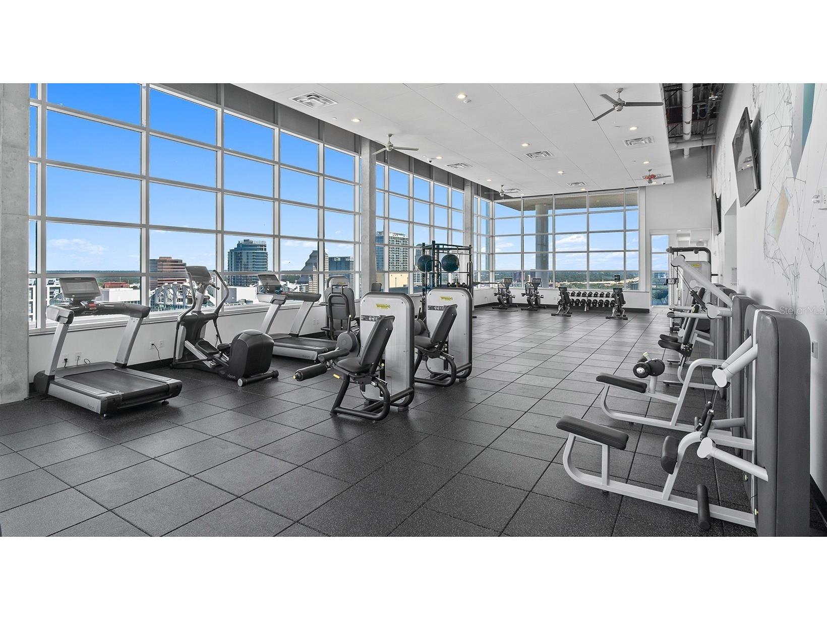 100-2 Lake Avenue Orlando FL 32801 O6389406 image17