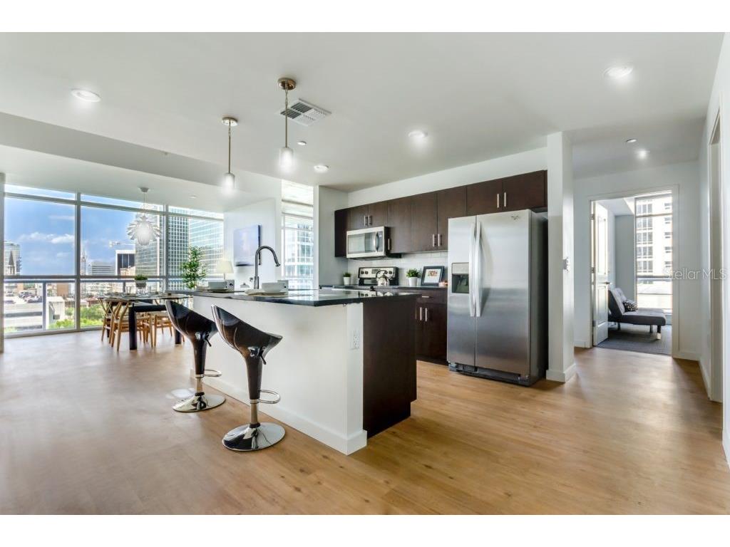 100-2 Lake Avenue Orlando FL 32801 O6389406 image5
