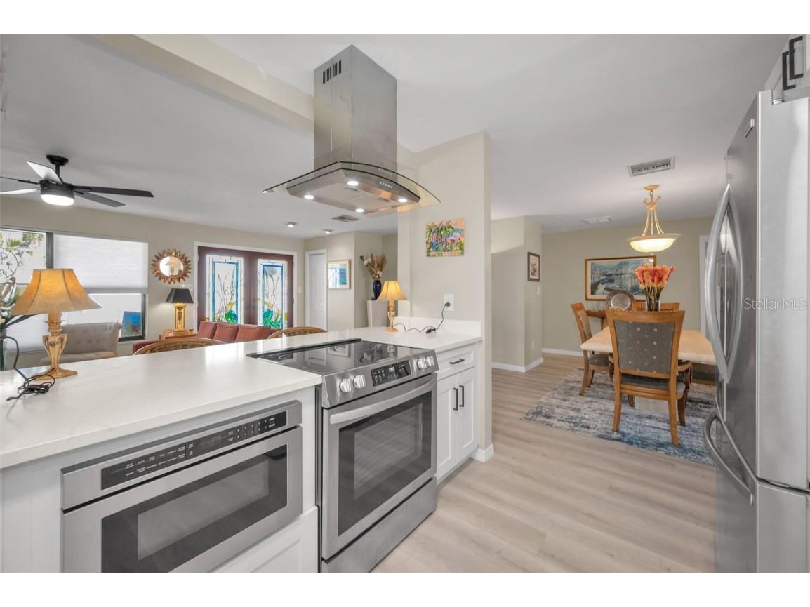 100 20th Street Belleair Beach FL 33786 TB8452532 image20