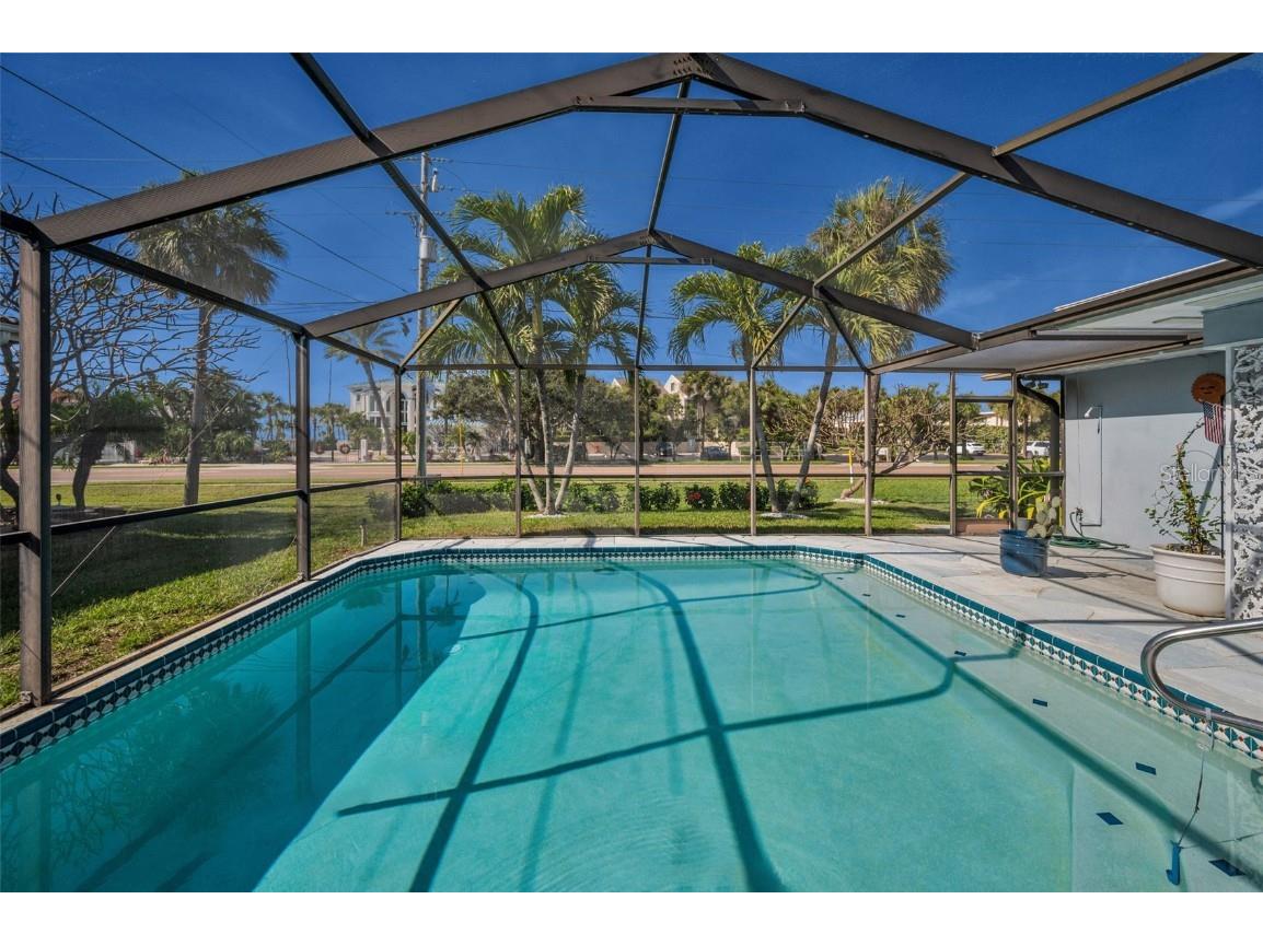 100 20th Street Belleair Beach FL 33786 TB8452532 image47