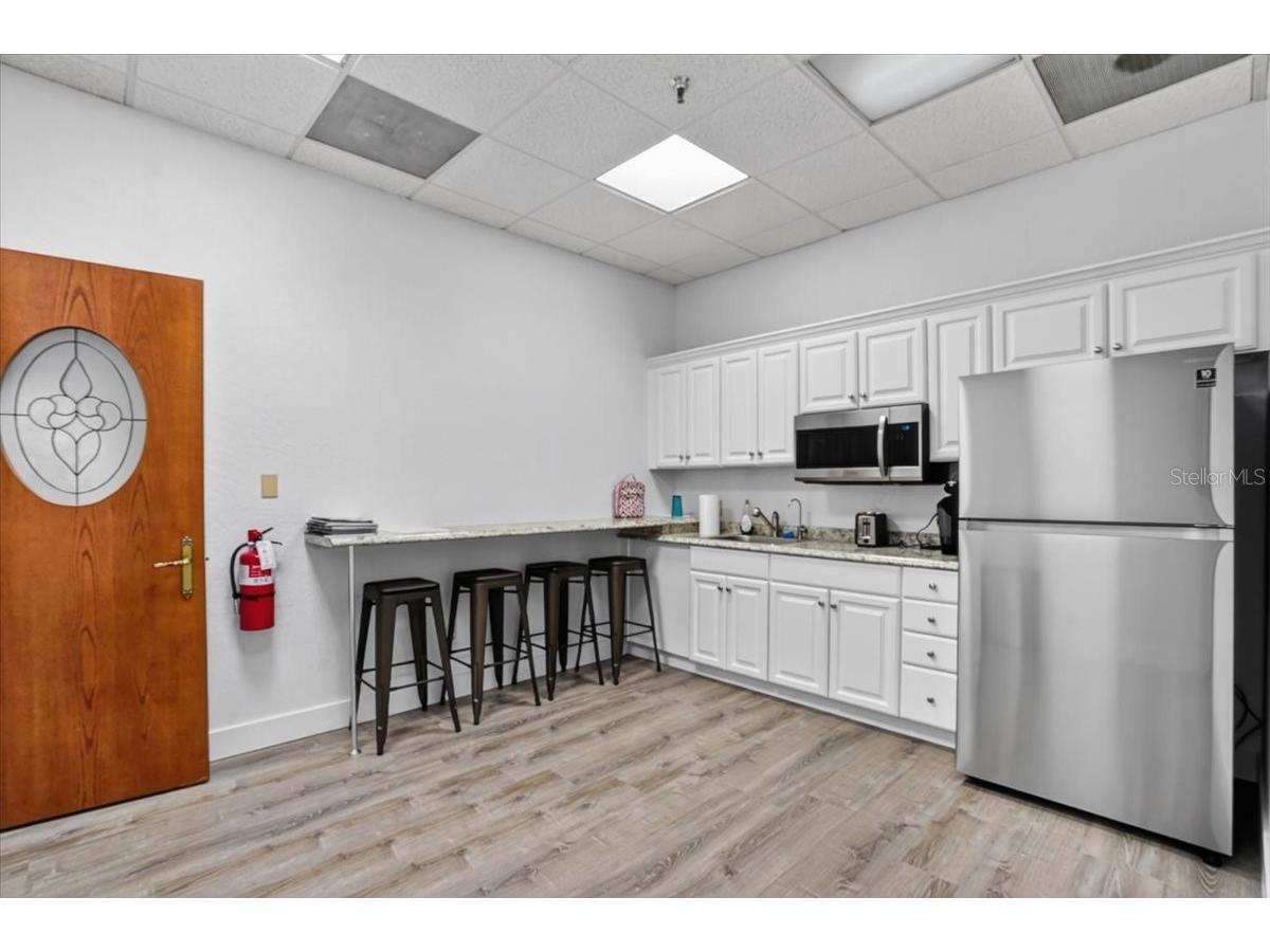 100 2nd Avenue N #300 - SUITE 6 Saint Petersburg FL 33701 TB8516238 image8