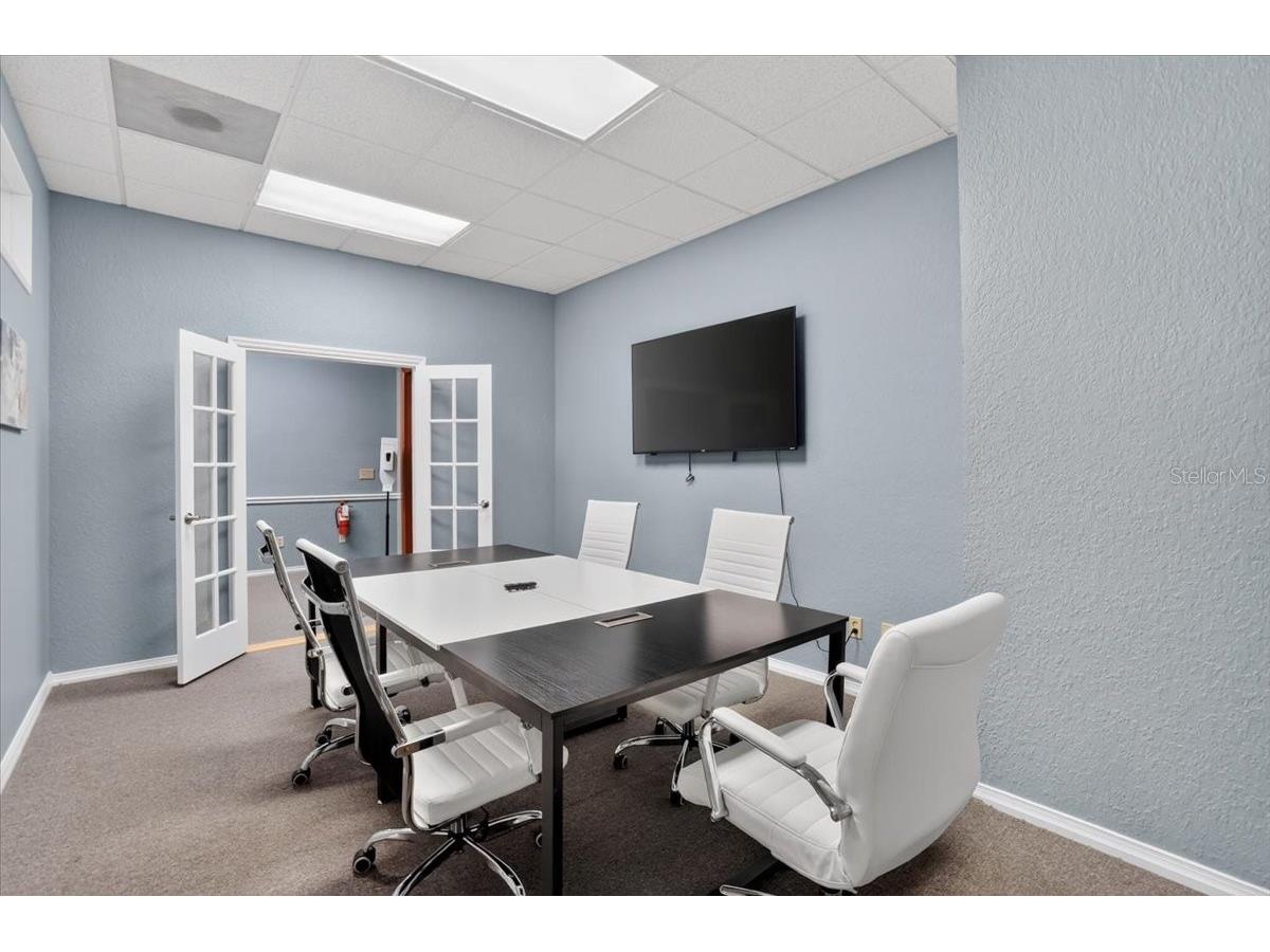 100 2nd Avenue N #300 - SUITE 7 Saint Petersburg FL 33701 TB8517446 image6