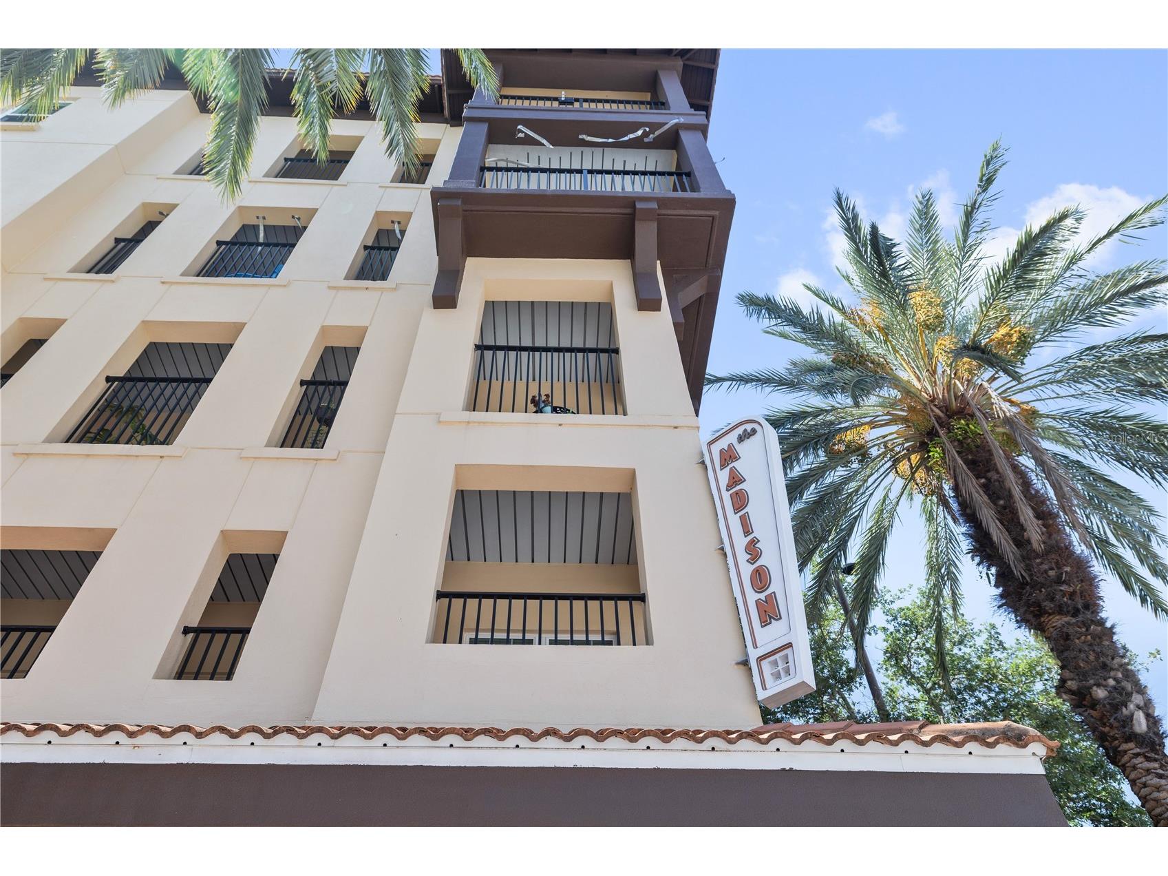 100 4th Avenue S #103 Saint Petersburg FL 33701 TB8481125 image1