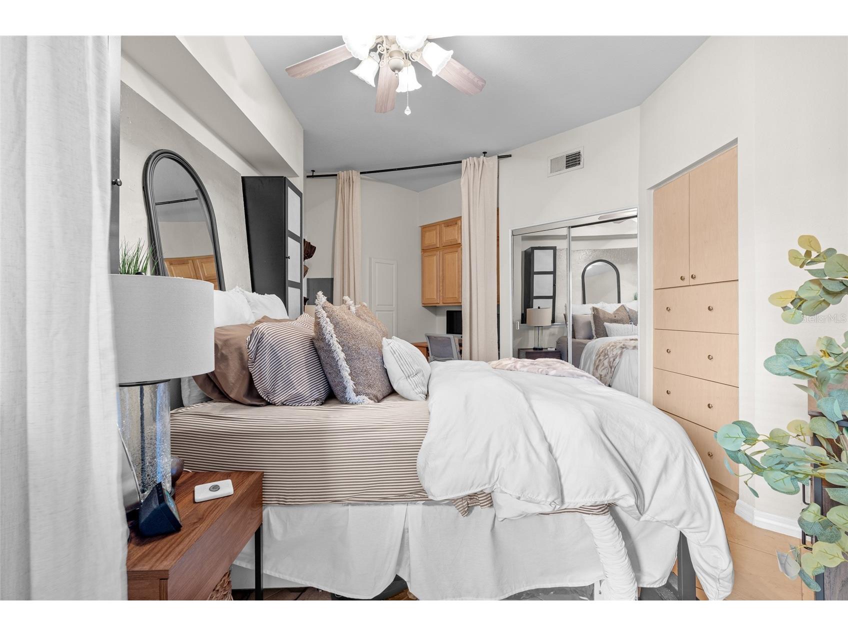 100 4th Avenue S #115 Saint Petersburg FL 33701 TB8505467 image11